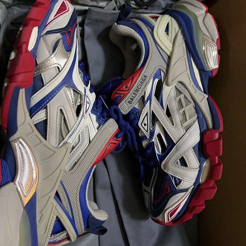 Authentic %100